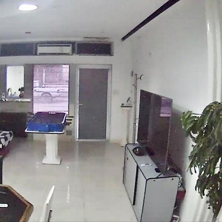 Departamentos Suites Puerto Madryn Exteriör bild