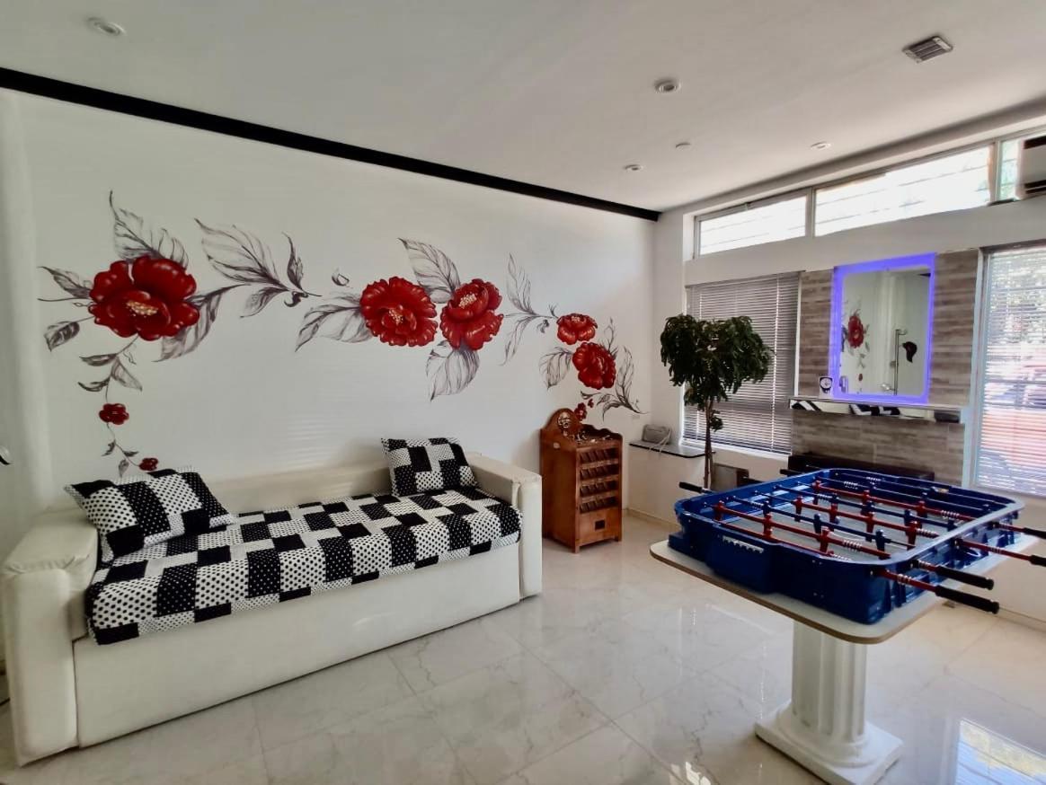 Departamentos Suites Puerto Madryn Exteriör bild