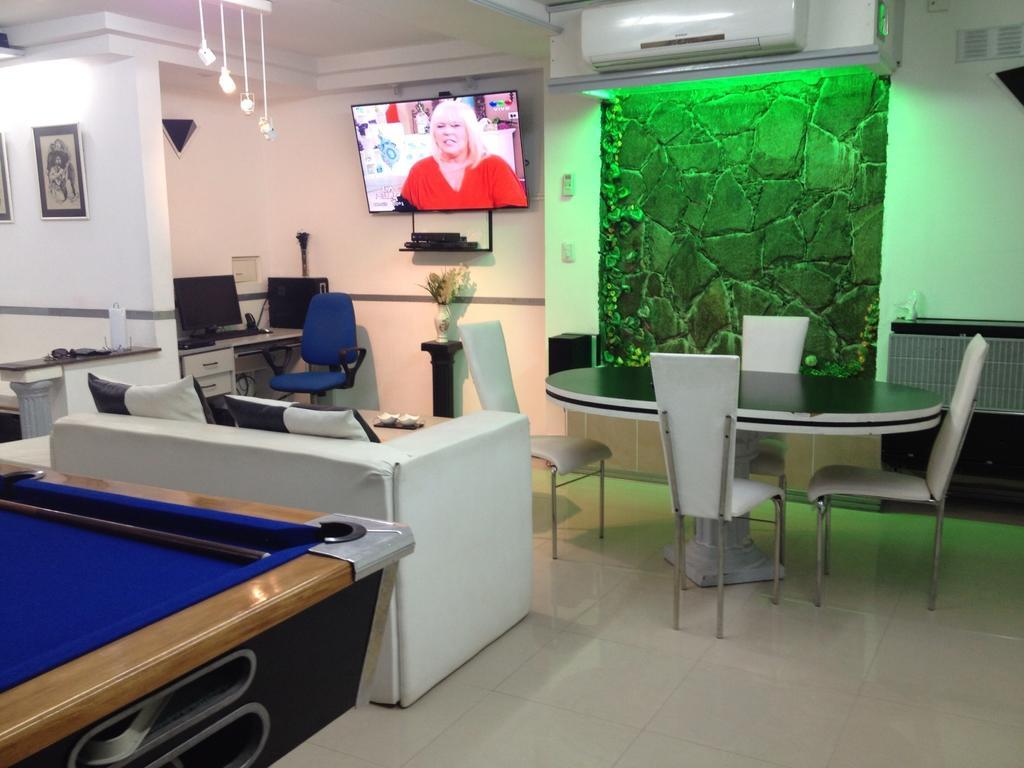 Departamentos Suites Puerto Madryn Exteriör bild
